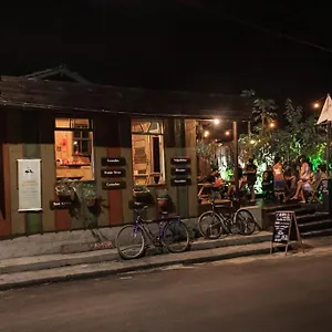Antonio Pescador - Centro Da Hostal